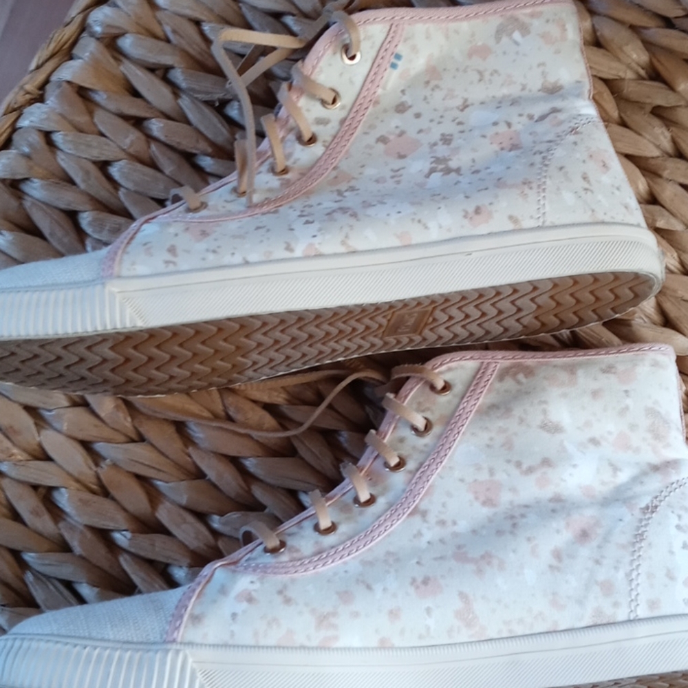 Toms Camarillo Floral High Top Sneakers Size 8 - Picture 14 of 14